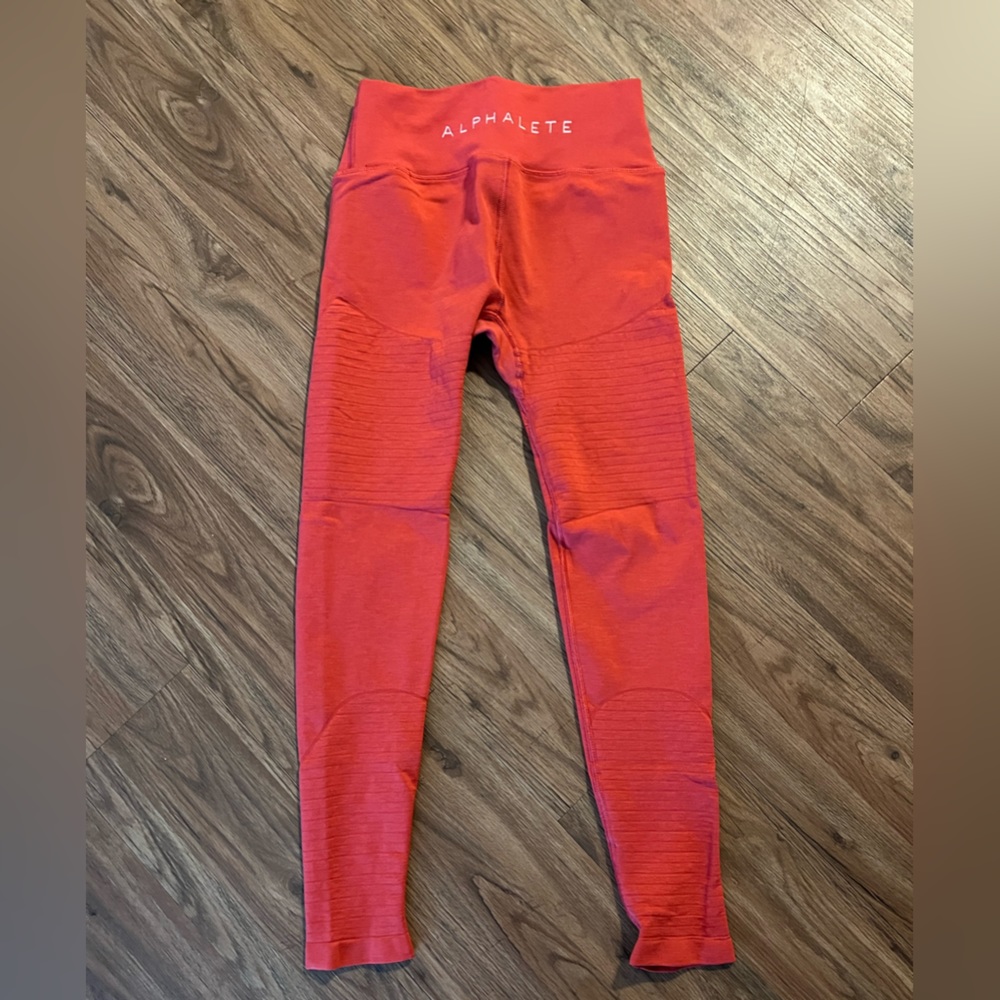 Alphalete size medium leggings